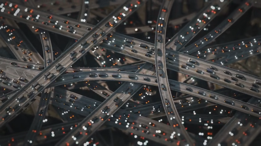 Technology for the Modern City Drive: Navigation, Awareness and Everyday Confidence